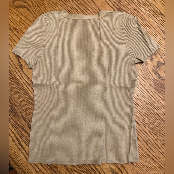 3 Season Sweater Tops - Picture 2 of 4